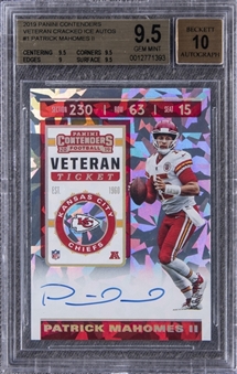 2019 Panini Contenders Veteran Cracked Ice Autos Patrick Mahomes # VT-PM Signed Card (#06/23) - BGS GEM MINT 9.5 / BGS 10